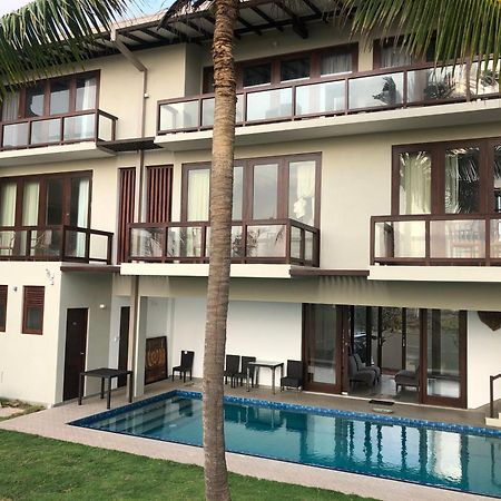 Driftwood Villa Pamunugama Esterno foto